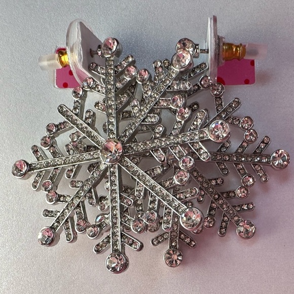 BaubleBar Snow What You Got Pavé Snowflake Drop Earrings in Silver Tone nwt - Picture 4 of 7